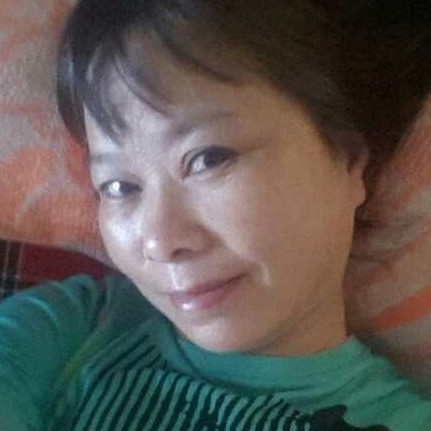 红玫瑰凝眸寂寞的照片