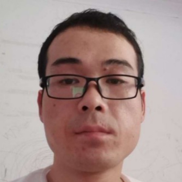诺言闻激情的照片