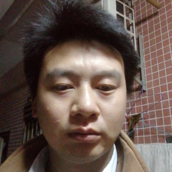 缥缈的睫毛的照片