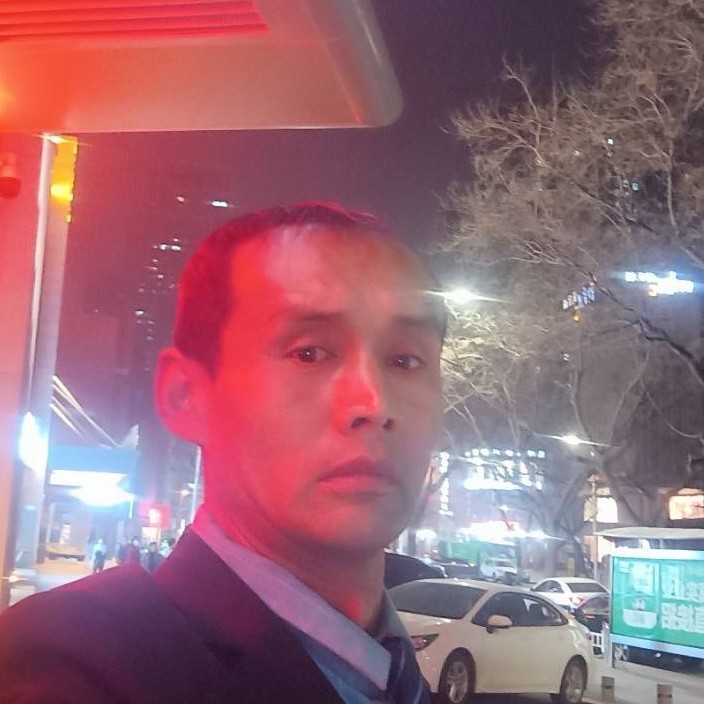 依然低调的照片