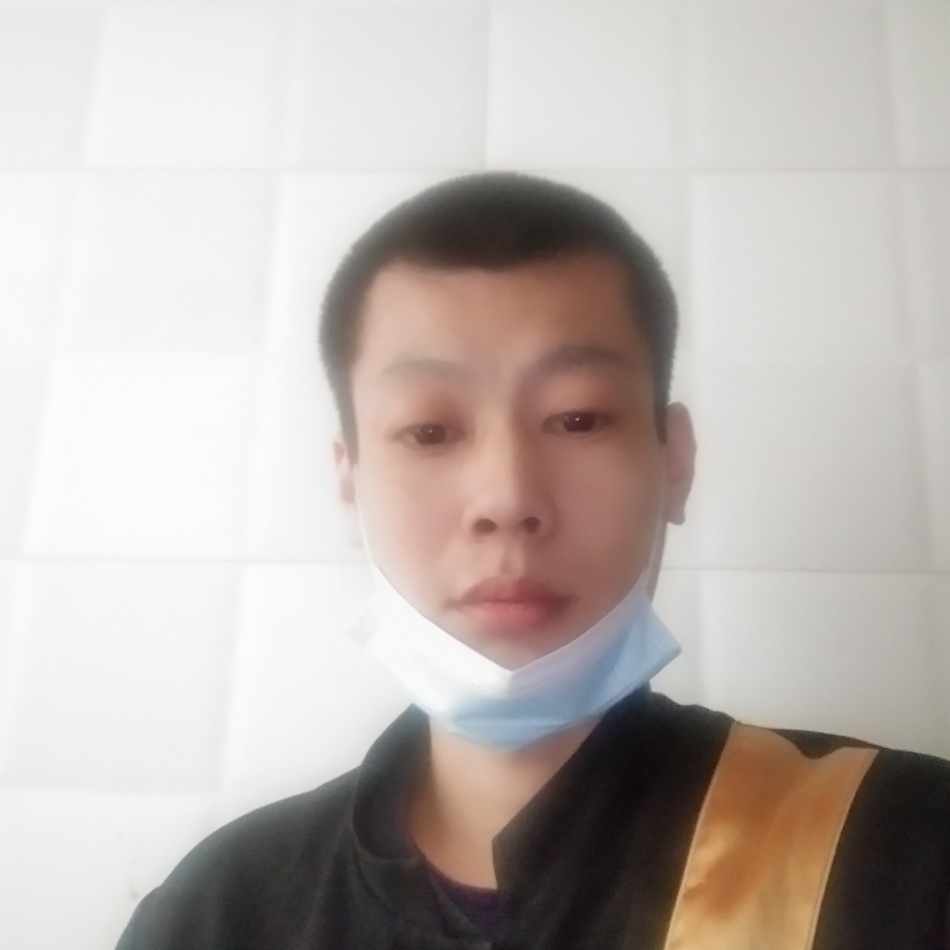 韩锏的照片