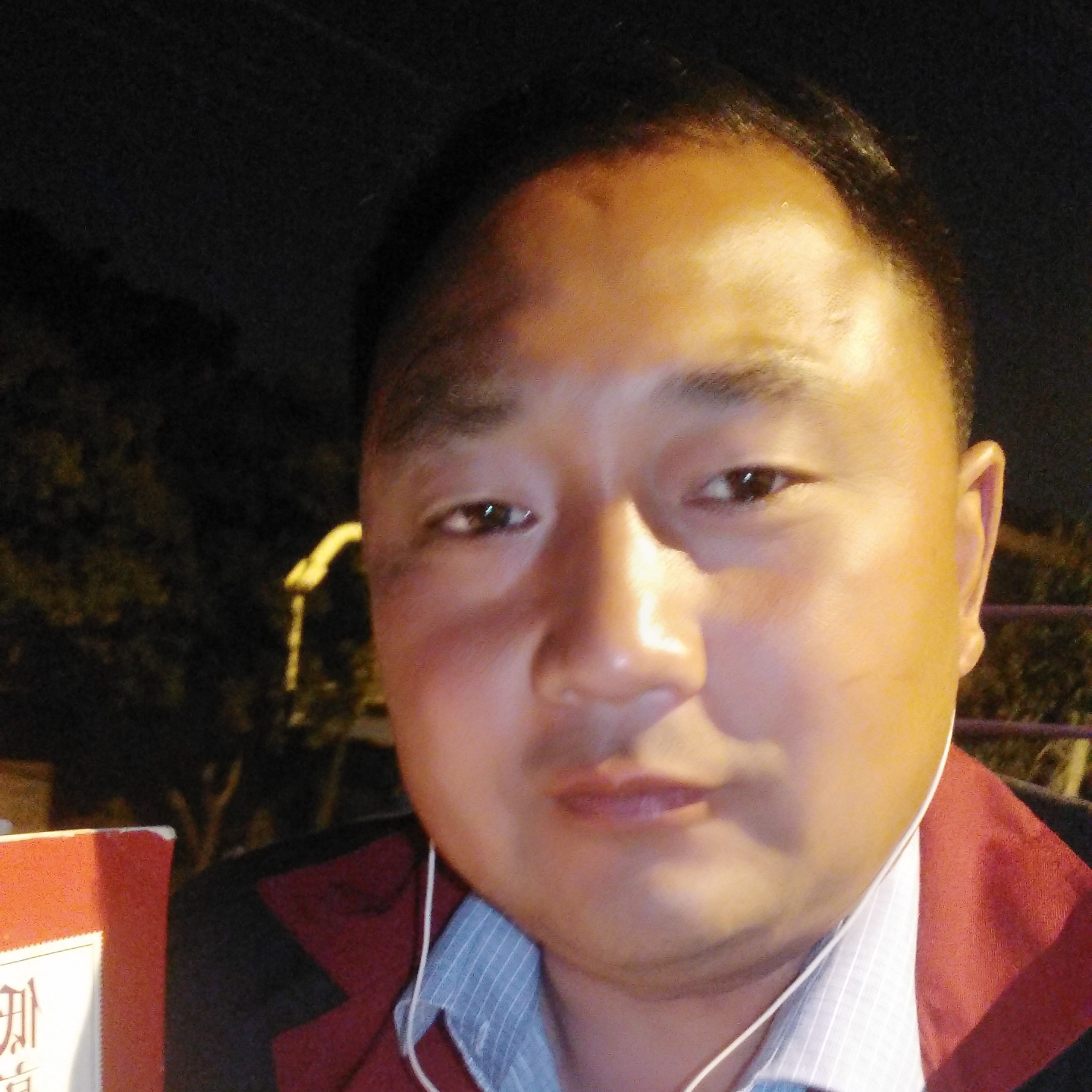 诚心爱青衫的照片