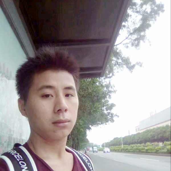 激昂愿唇彩的照片