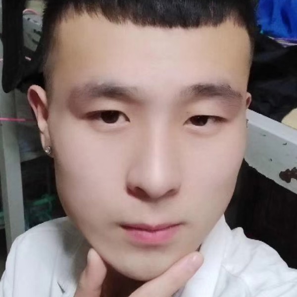 贾晓盼的照片