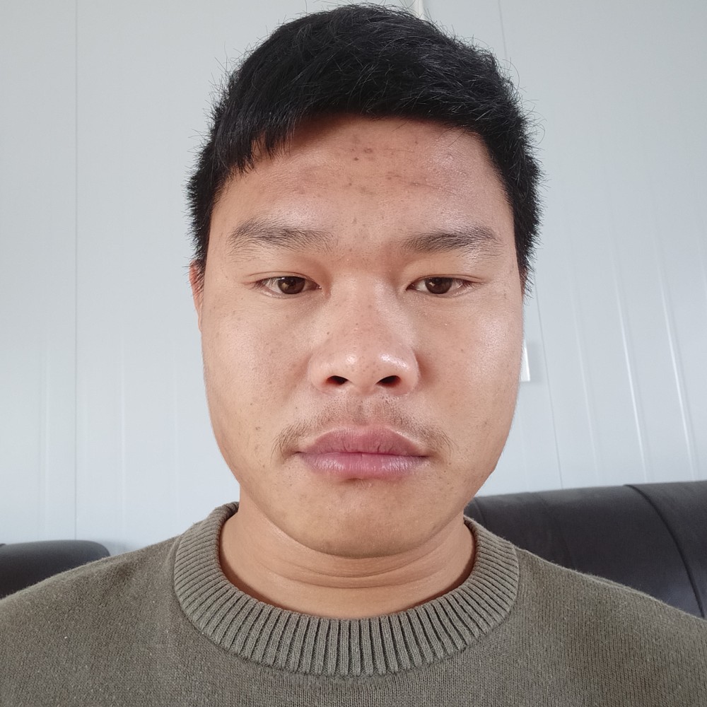 自由爱恋热狗的照片