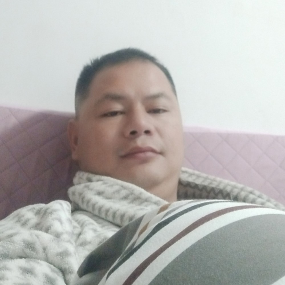 朴实的大叔的照片