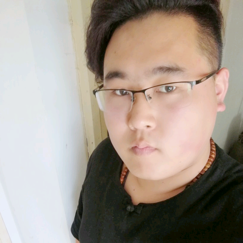 没钱的有钱人的照片
