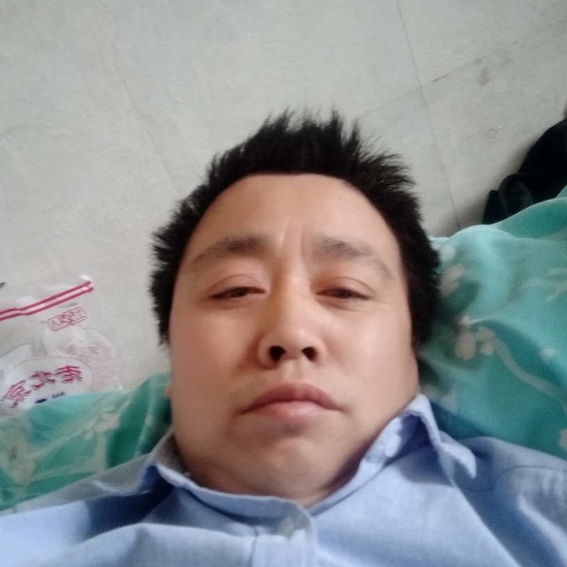 负责拿轩辕的照片