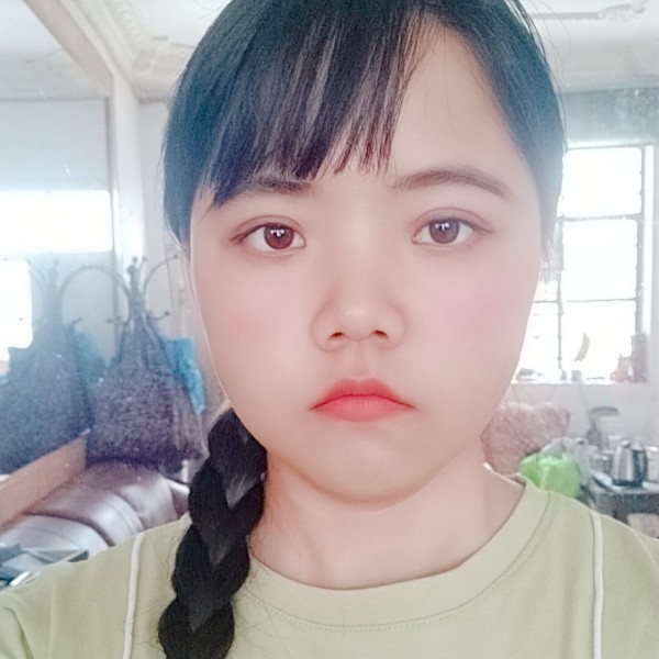 陈姣的照片