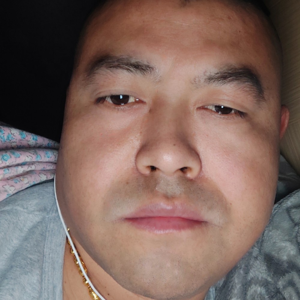 西牛高挑的照片