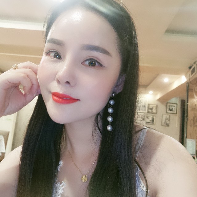 小兔子默默的照片