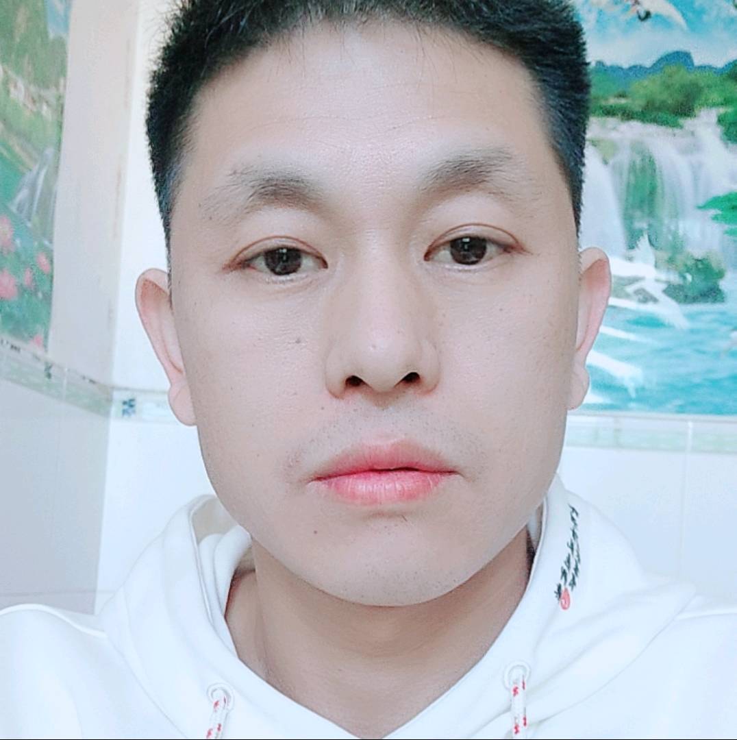 霸气浅吻小懒虫的照片