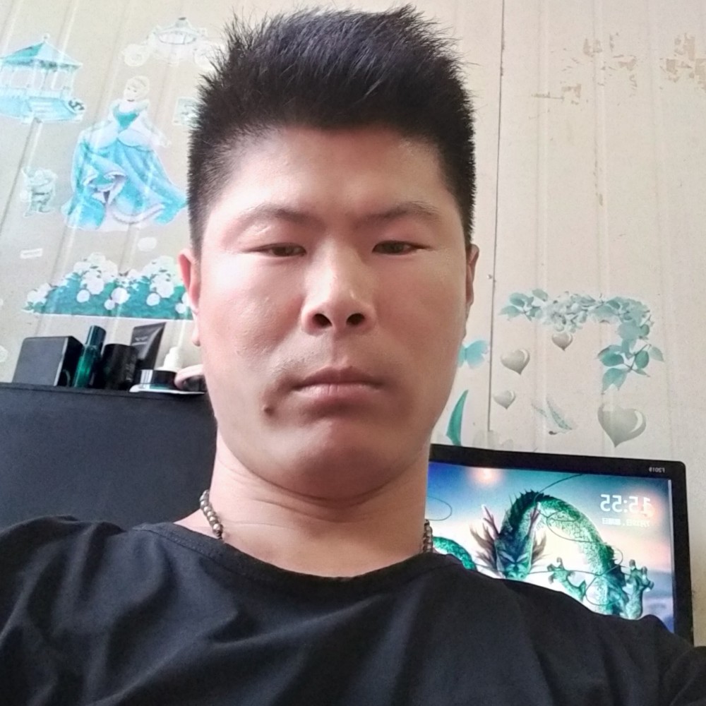 贾紫龙的照片