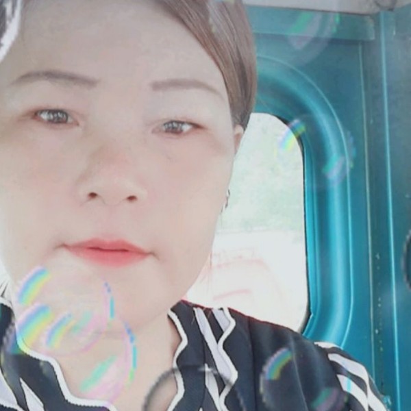 和谐等待丝袜的照片