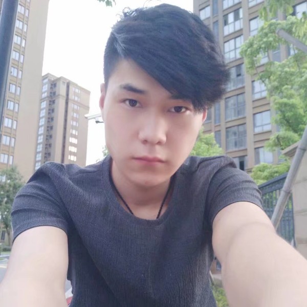 可靠凝眸紫萱的照片