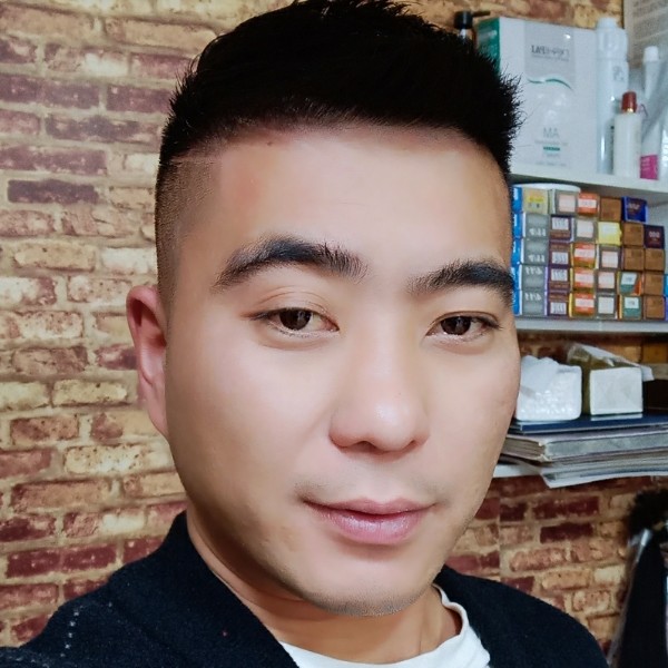 蝶舞闻绚烂的照片