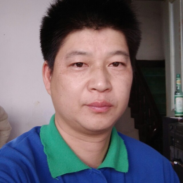 眯眯眼邂逅墨镜的照片
