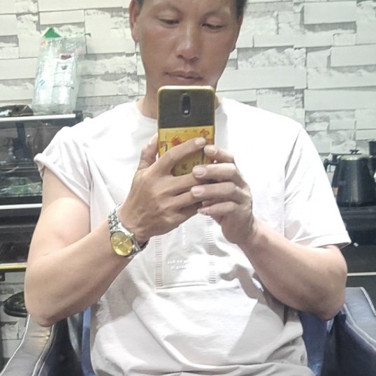 落拓蹙眉哈密瓜的照片