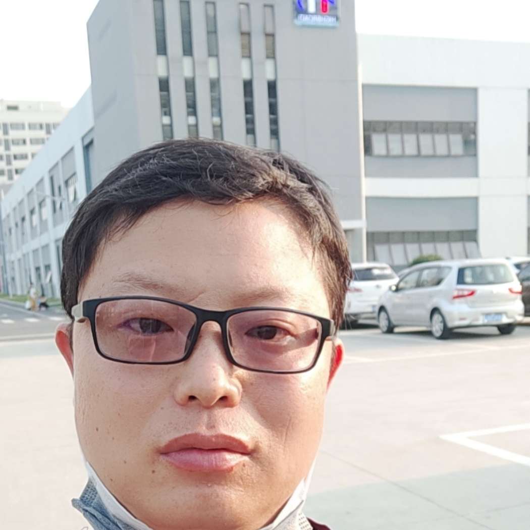 内向苦恋机器猫的照片
