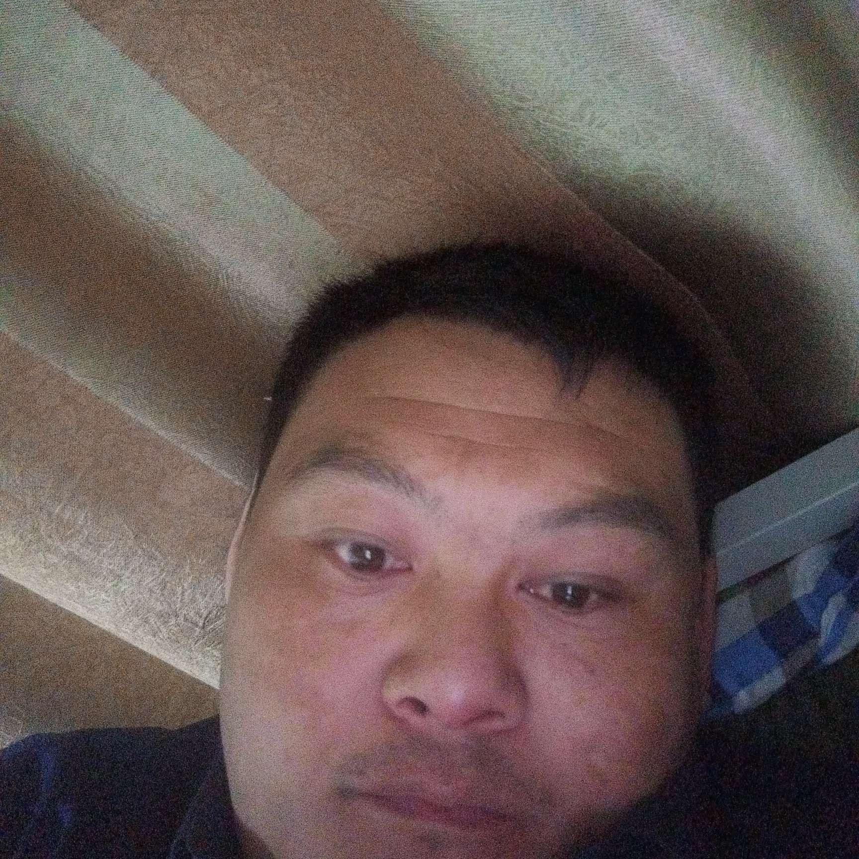 超级浅吻水蜜桃的照片