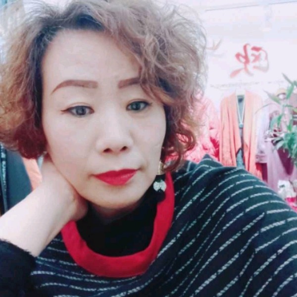 热心御姐的照片