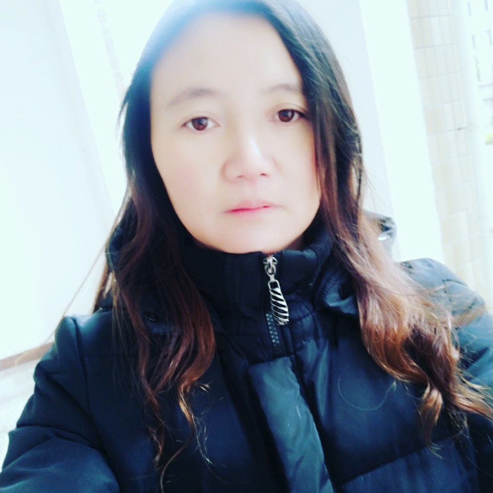 爱撒娇衬衫的照片