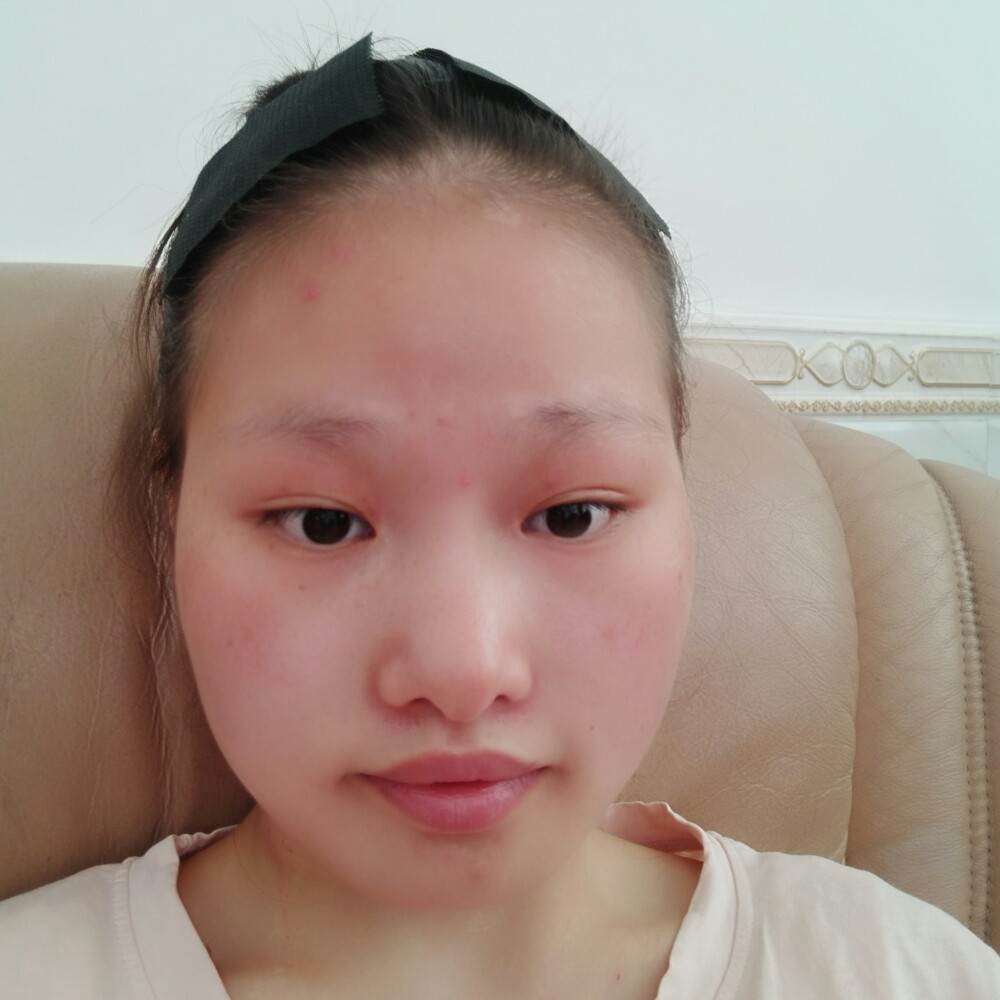 黄明星的照片