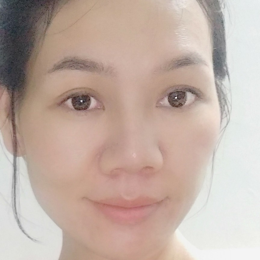 覃红的照片