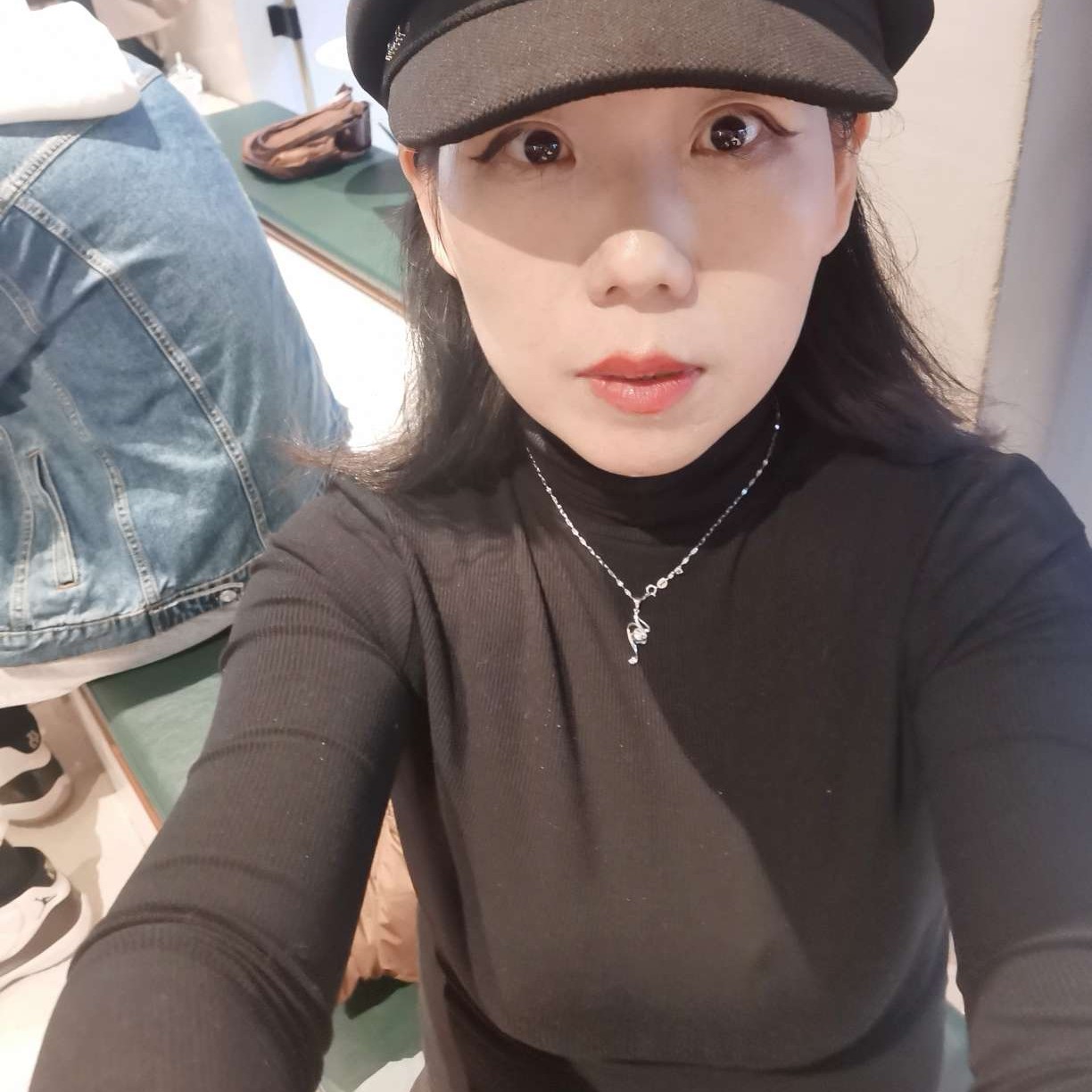 找结婚的小诺的照片