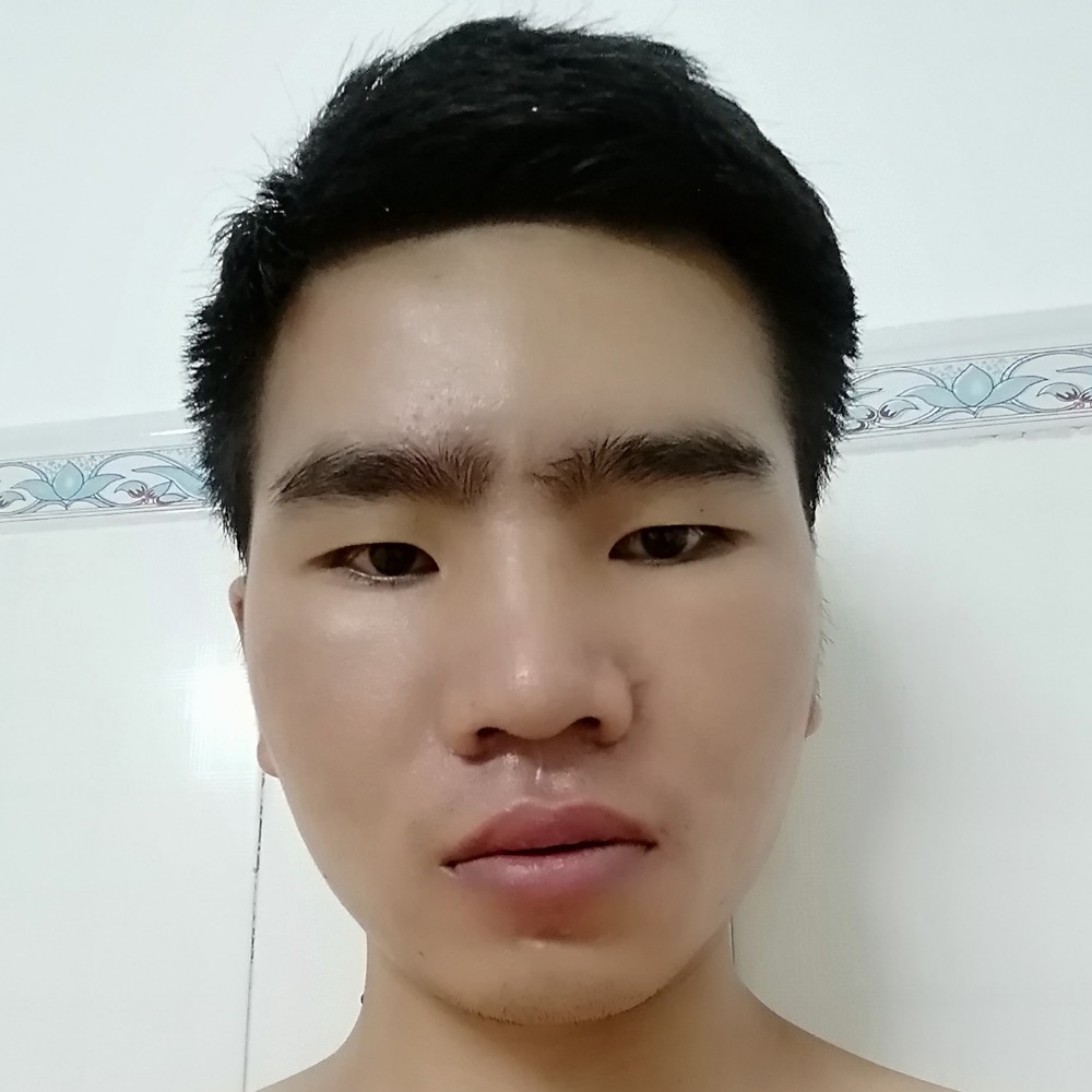 真诚的大兵的照片