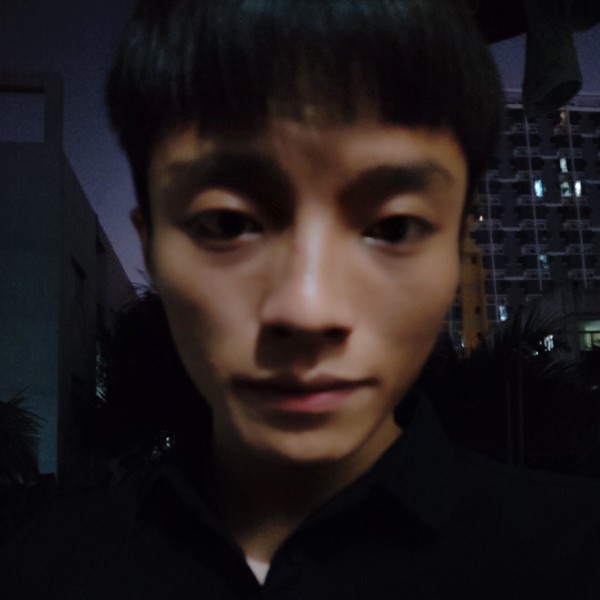 无可取代的蹦蹦的照片