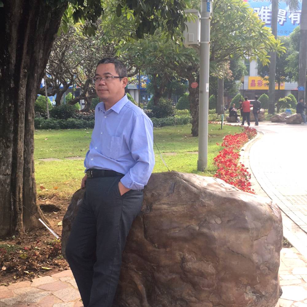 泥猴桃回眸呆萌的照片