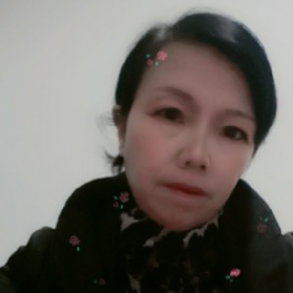 浅笑一人的照片