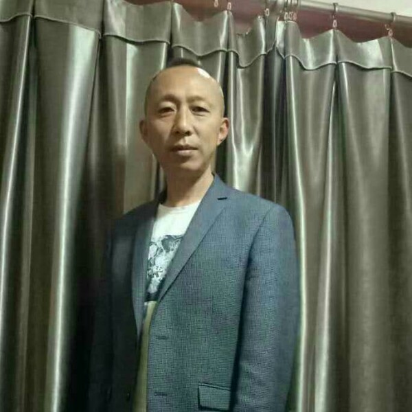 丰富大碗的照片