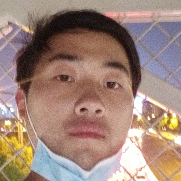山岚无语的照片