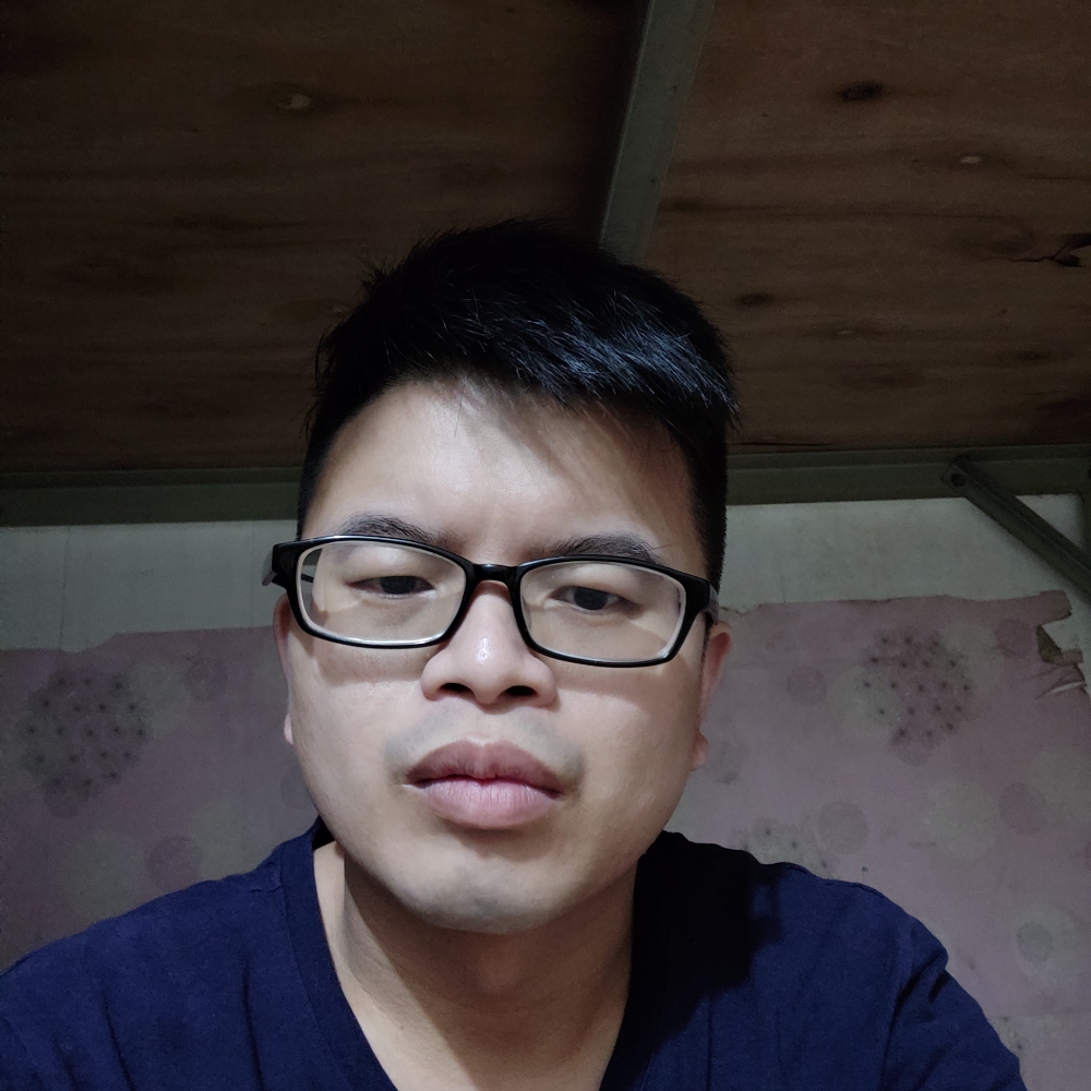 青衫激动的照片