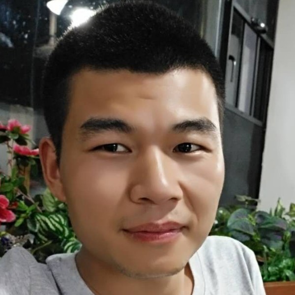 黄经伦的照片