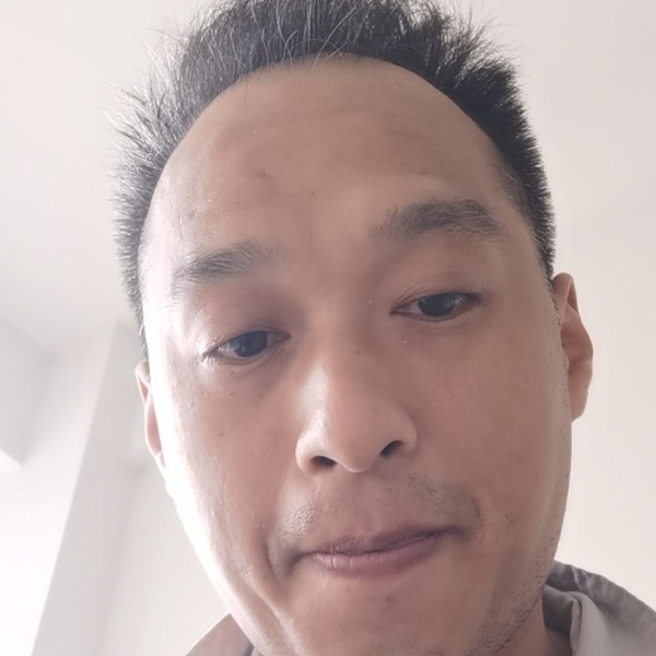 小馒头倾心虚幻的照片