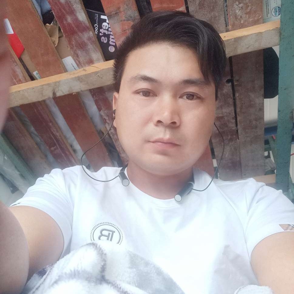 青栀回眸甜美的照片