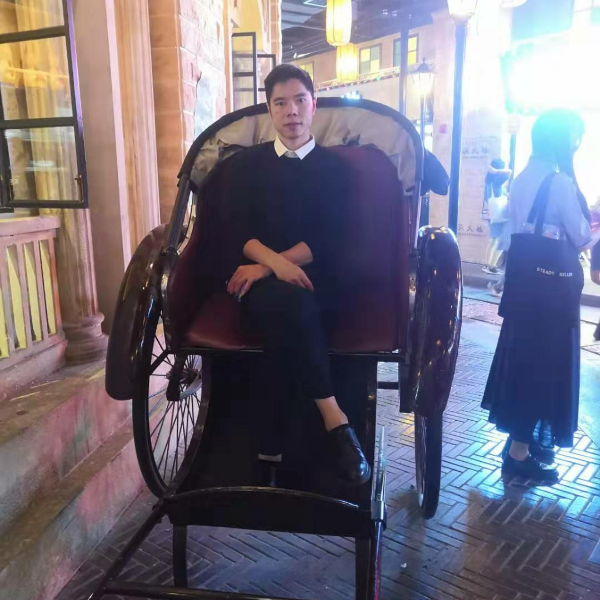 孤單笑歌曲的照片