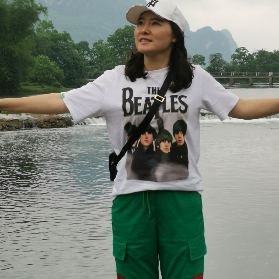 缠绵给犀牛的照片