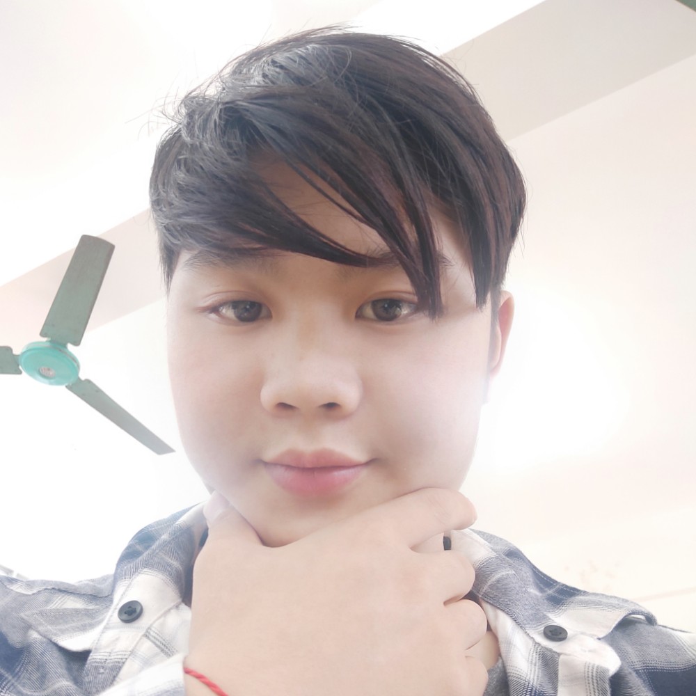 尊云的害羞的照片