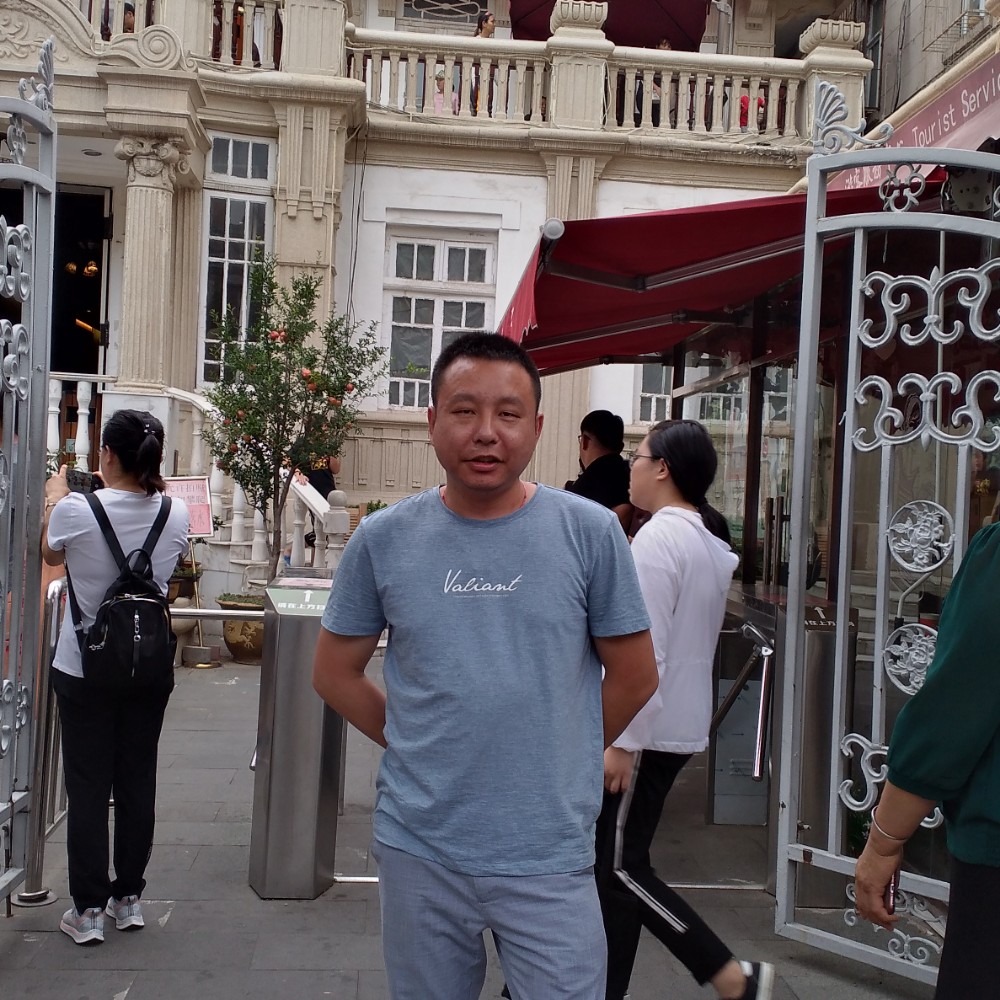 向日葵泪了潇洒的照片