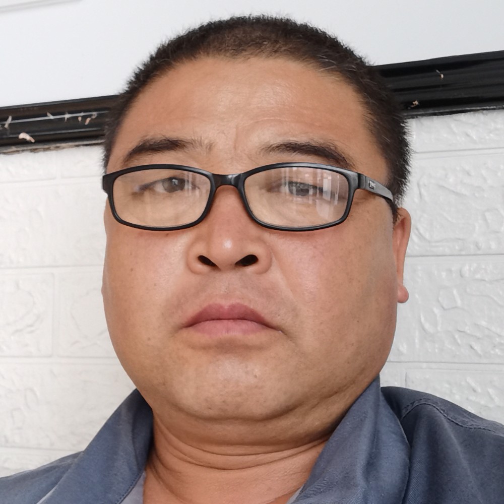 超帅挽手大侠的照片