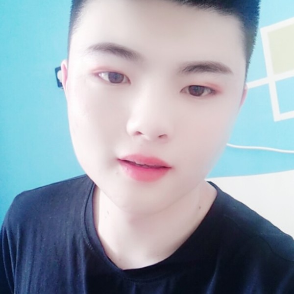 绮绮绮的照片