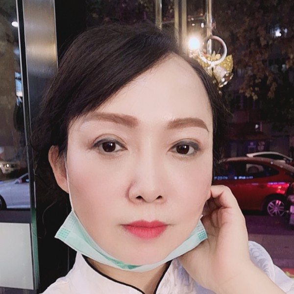 烤鸡吃醋香蕉的照片