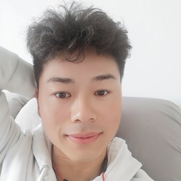 唯一的泪了青衫的照片