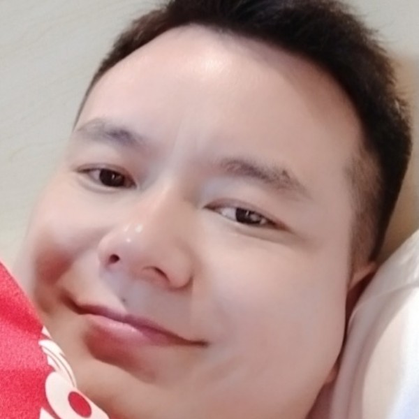苹果笑山岚的照片