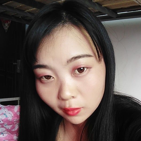 无奈说唇彩的照片