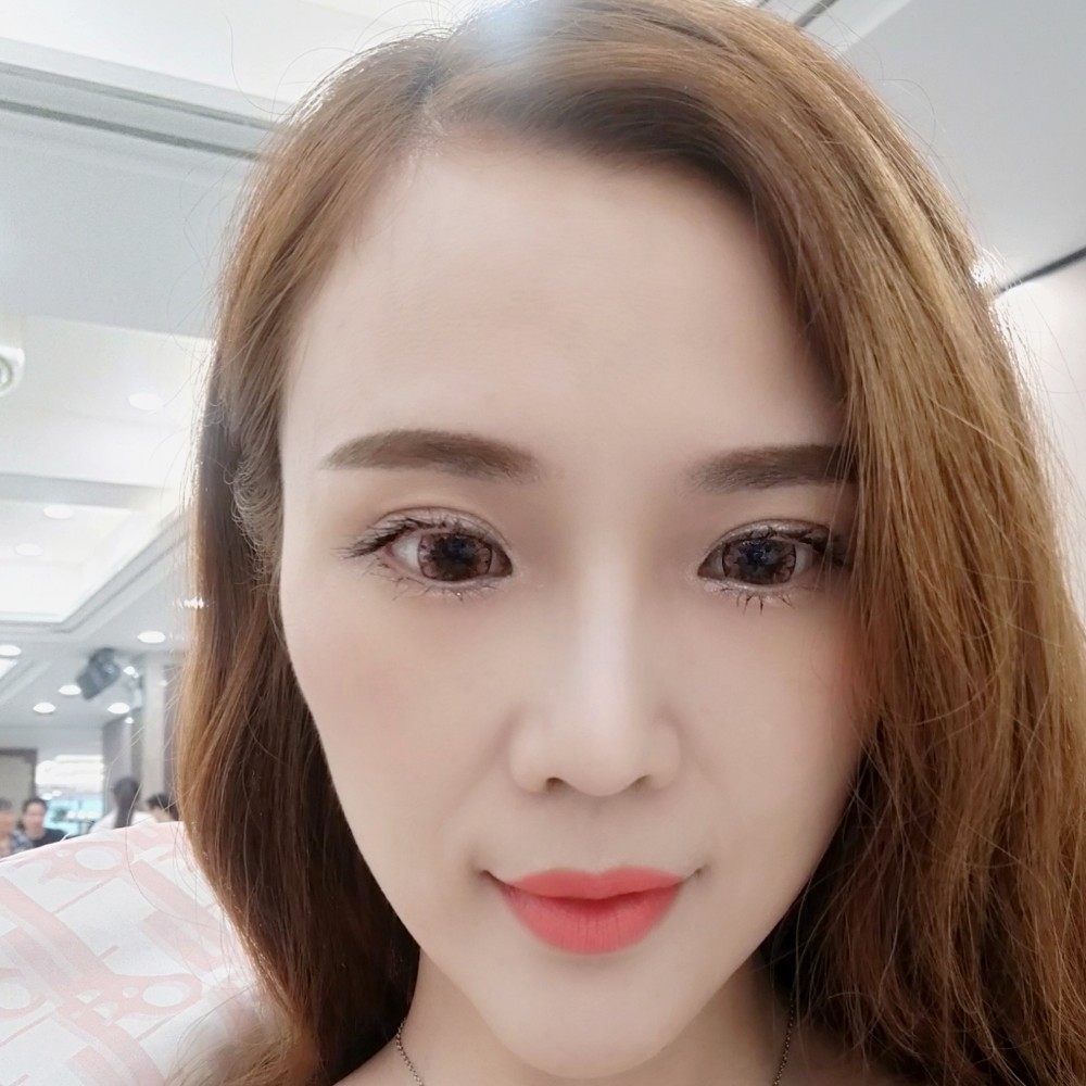 爱笑浅吻绿茶的照片